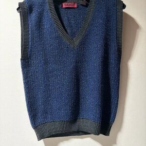 BADGE Men’s Blue V-Neck Knit Sweater Vest